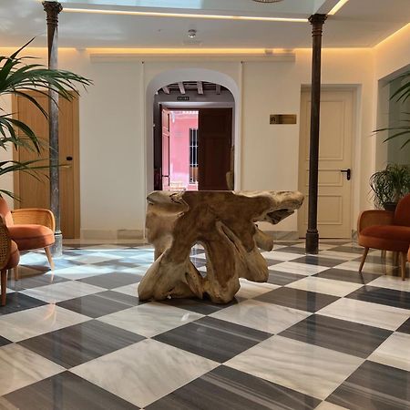 Alux Boutique Hotel Malaga Bagian luar foto