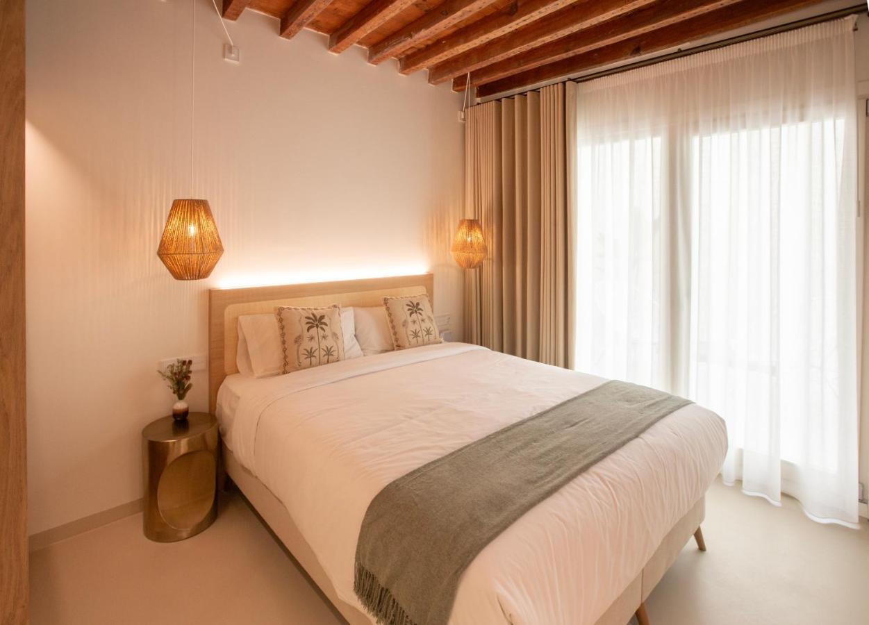 Alux Boutique Hotel Malaga Bagian luar foto